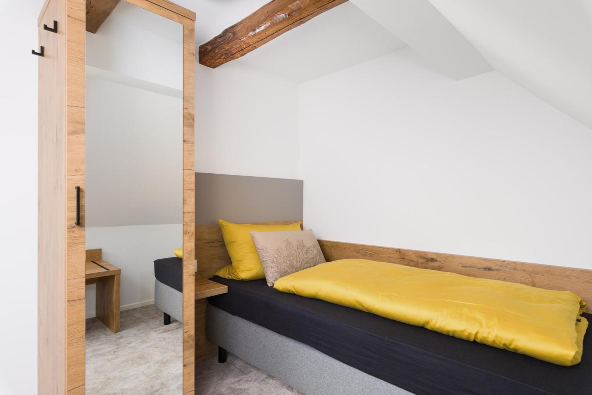 Hotel Zur Traube 우펜하임 외부 사진