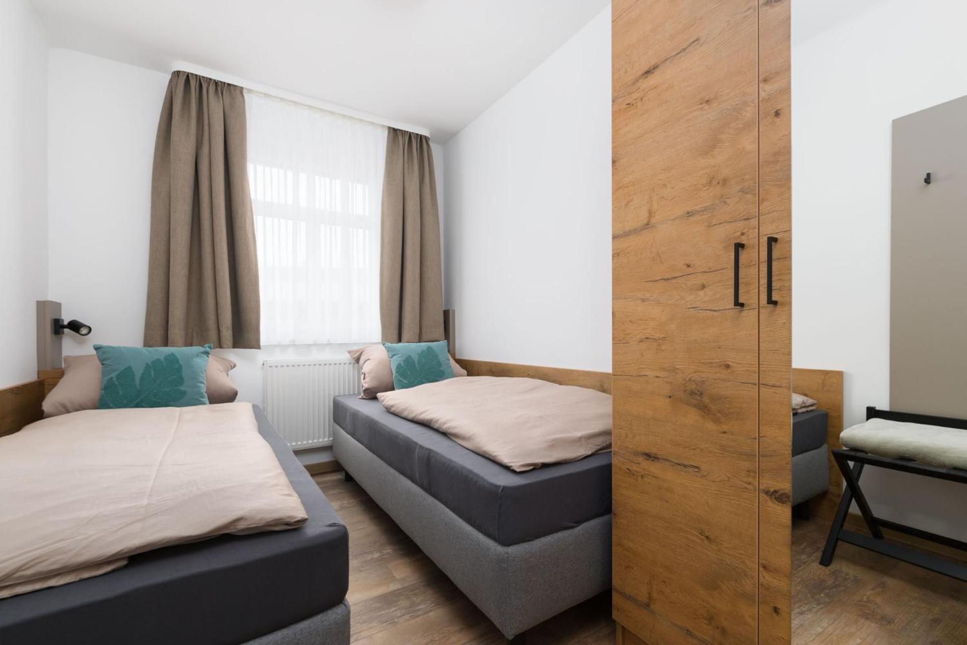 Hotel Zur Traube 우펜하임 외부 사진