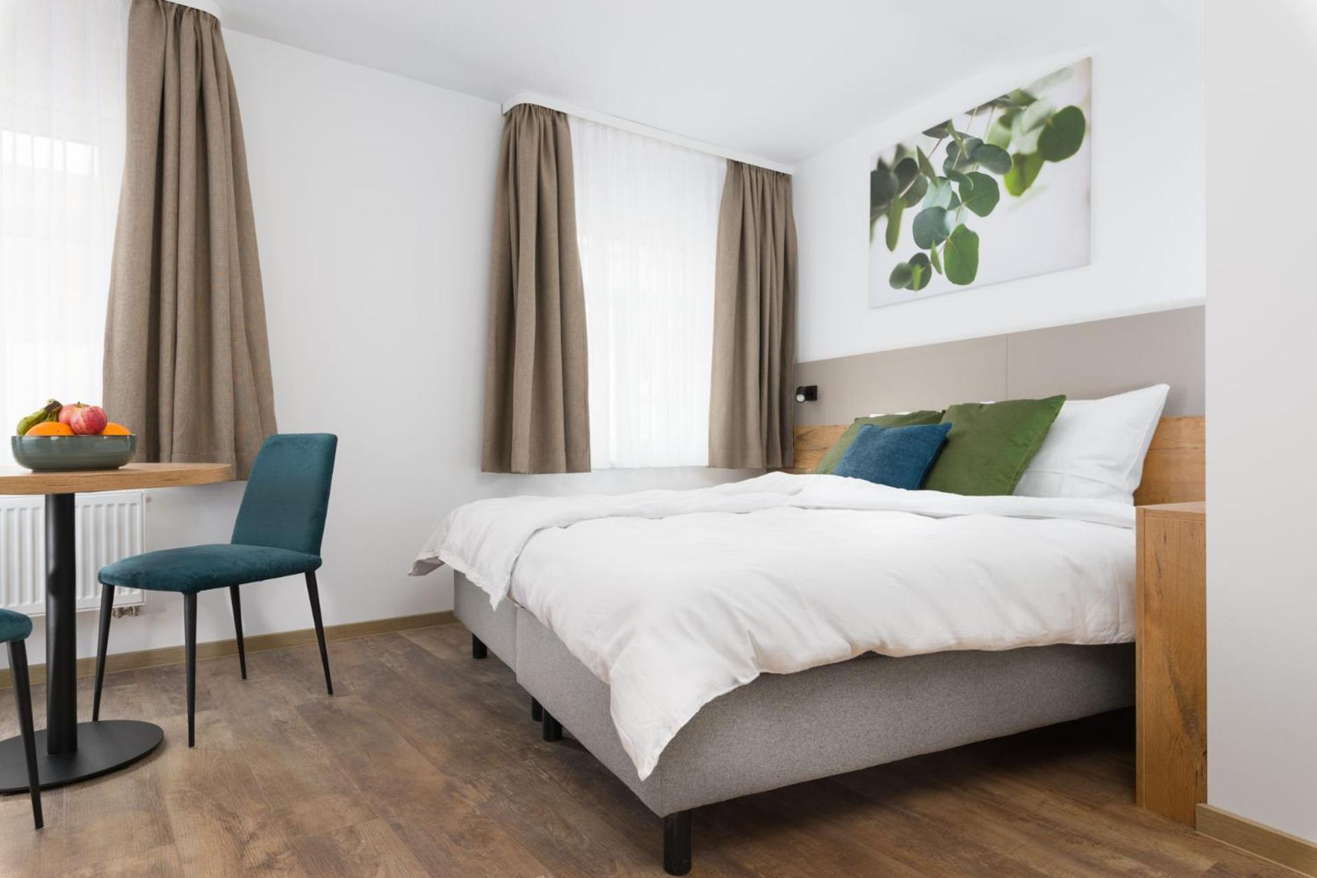 Hotel Zur Traube 우펜하임 외부 사진