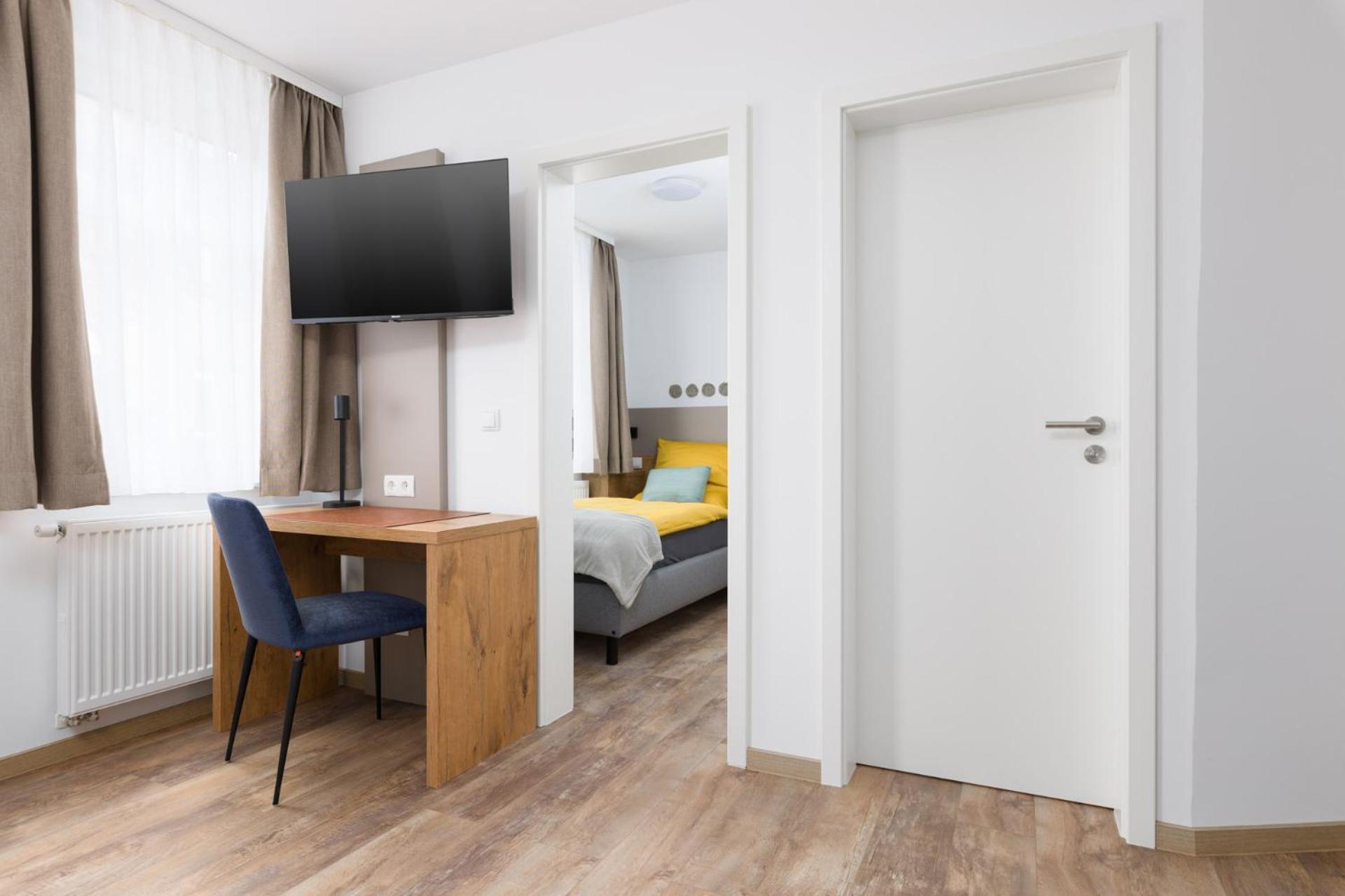 Hotel Zur Traube 우펜하임 외부 사진